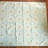 Flat lay of Honeybloom Queen showing entire layout.