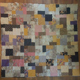 Retro-Mod Orchid King flat lay showing entire quilt.